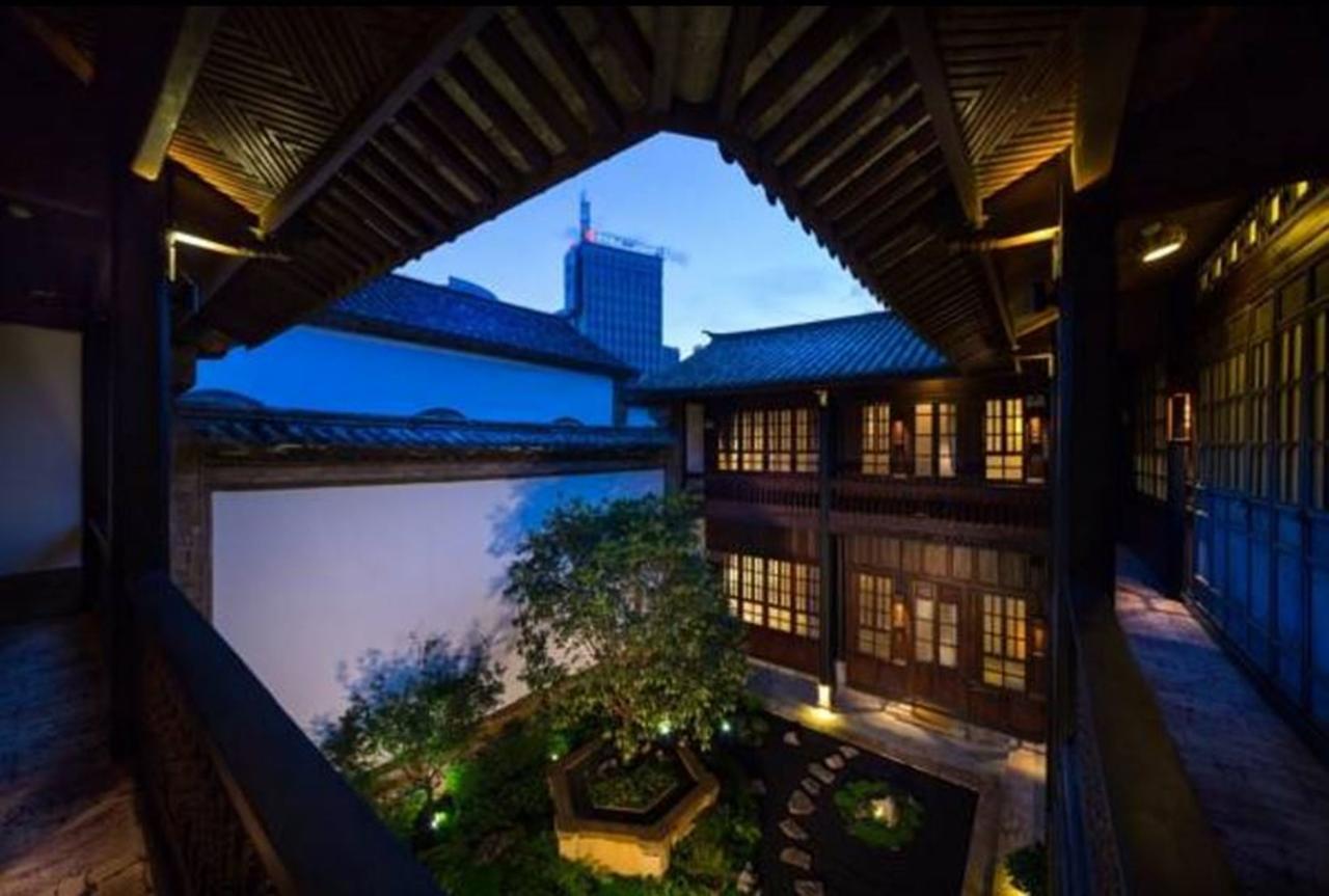Silver Chest Boutique Hotel Kunming Zewnętrze zdjęcie